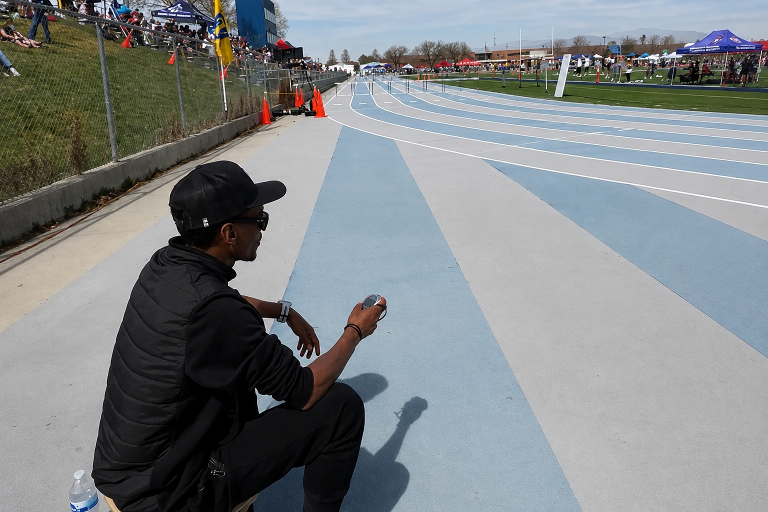 Jiree Riding, trackside